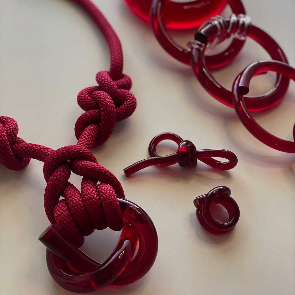Capraia Burgundy Necklace