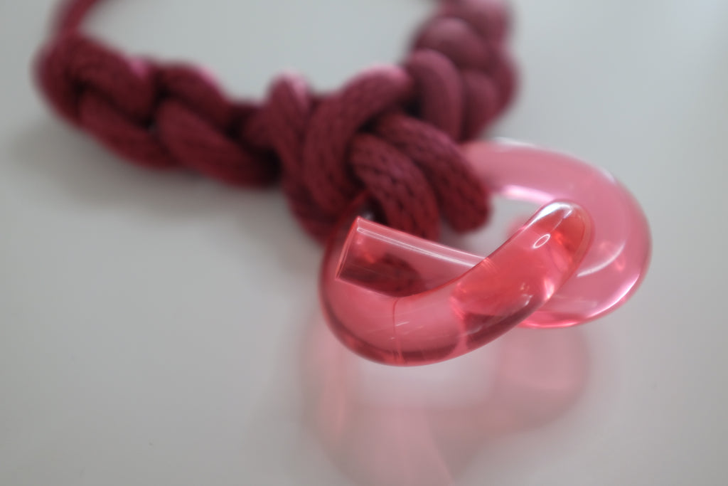 Capraia Burgundy Rose Necklace
