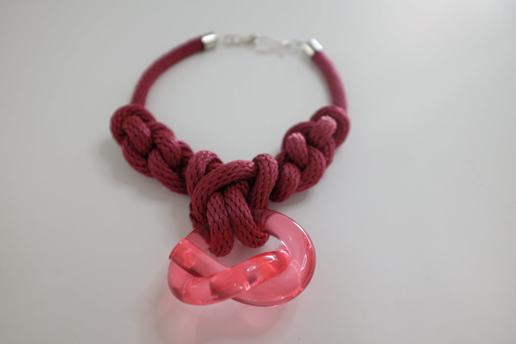 Capraia Burgundy Rose Necklace