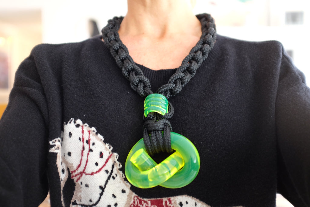 Capraia Black and Neón Green Necklace