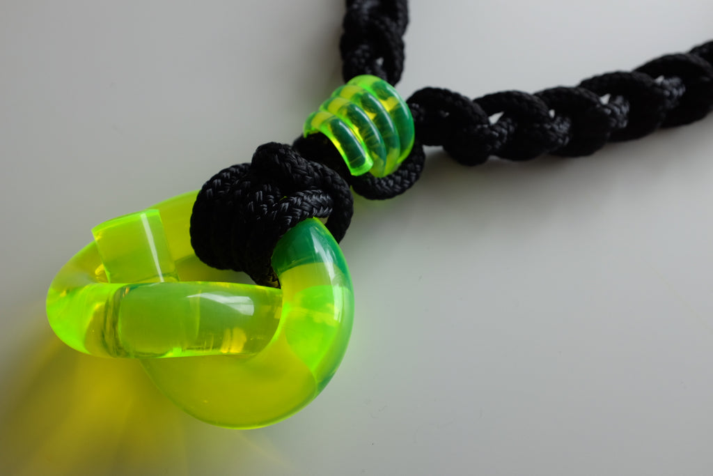 Capraia Black and Neón Green Necklace
