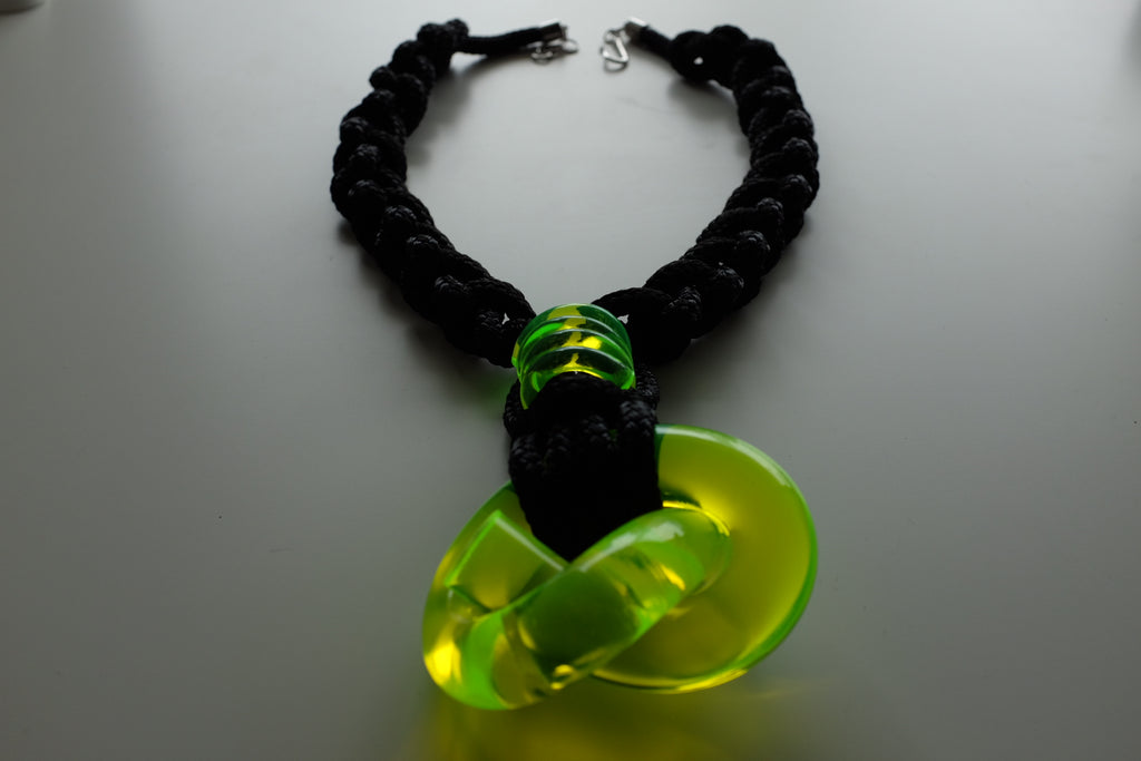 Capraia Black and Neón Green Necklace