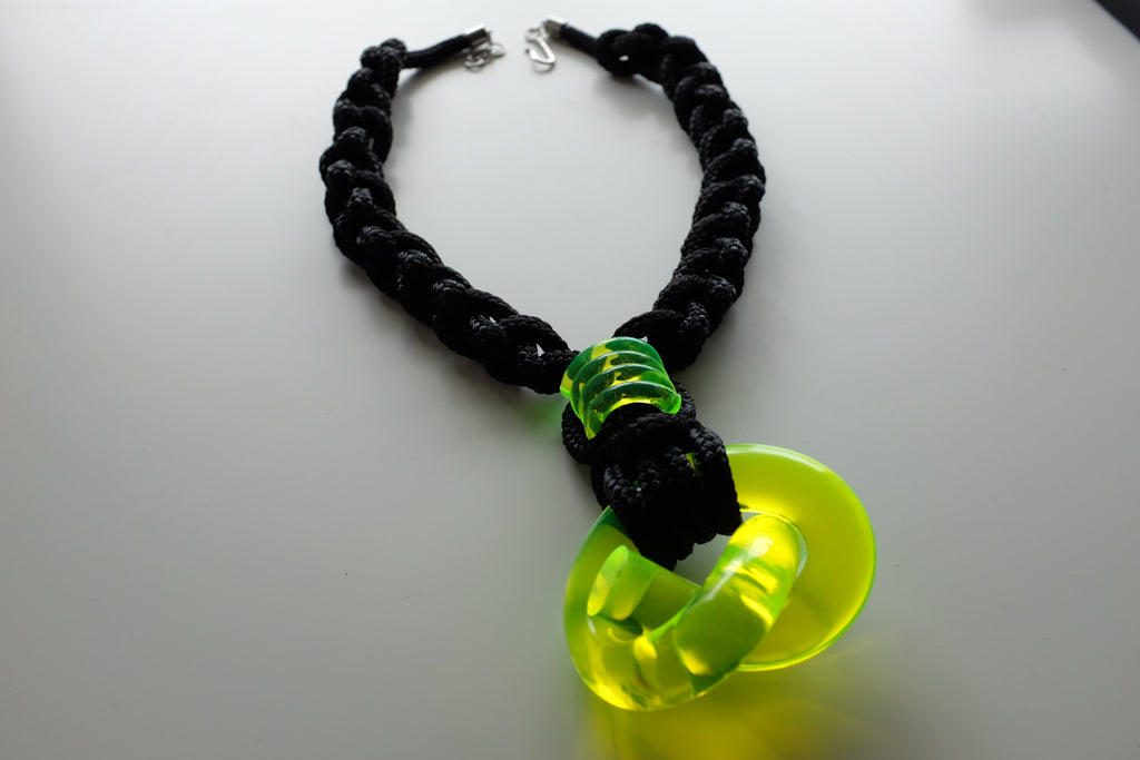 Capraia Black and Neón Green Necklace