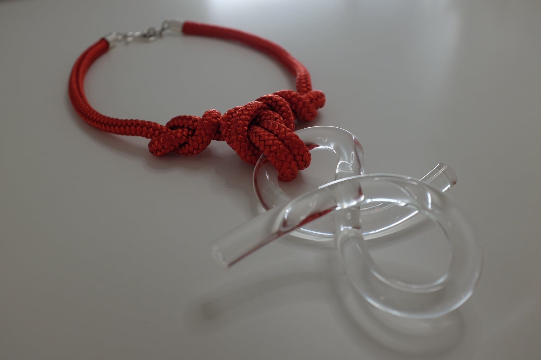Ora Peler Clear Red Necklace