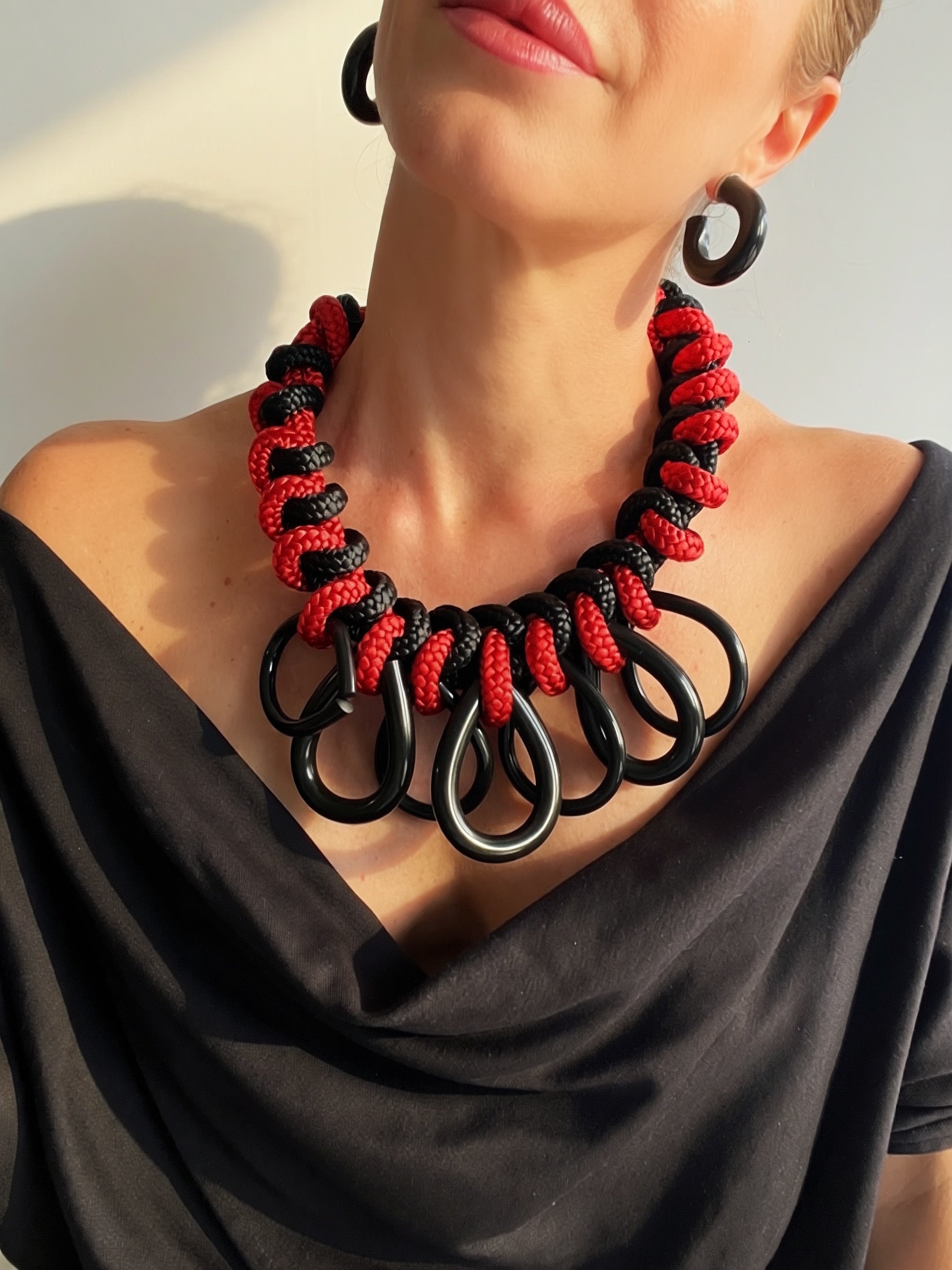 Tigre Red Necklace