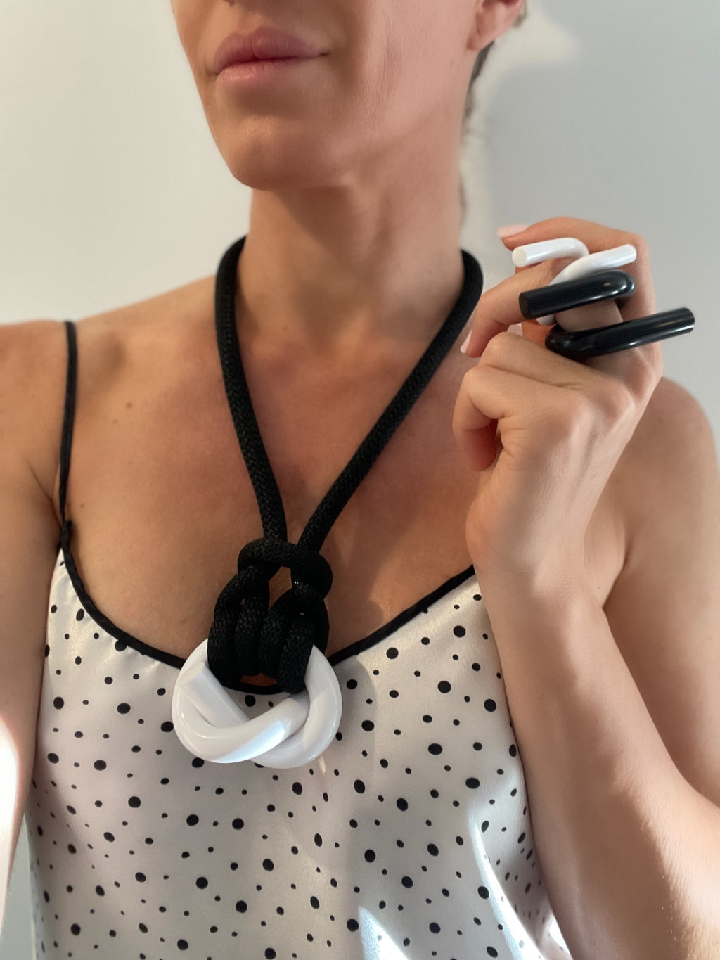 Capraia B&W Necklace