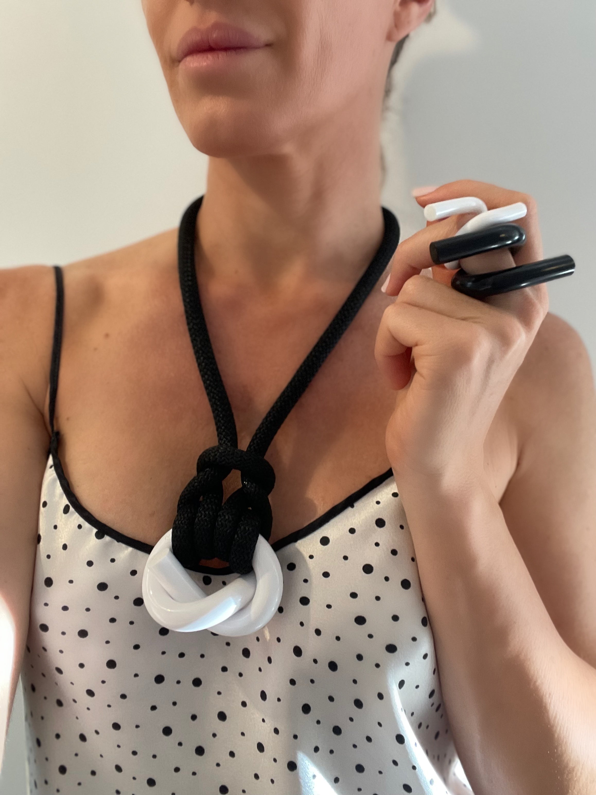 Capraia B&W Necklace