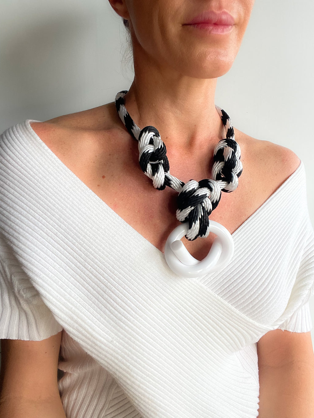Capraia Zebra White Necklace