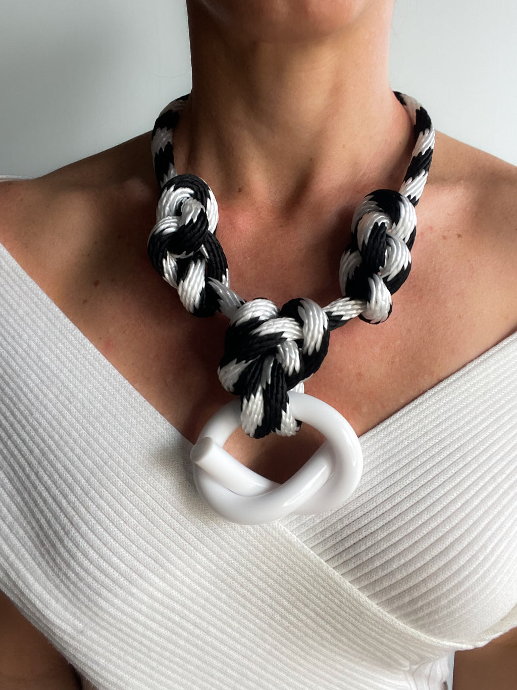 Capraia Zebra White Necklace
