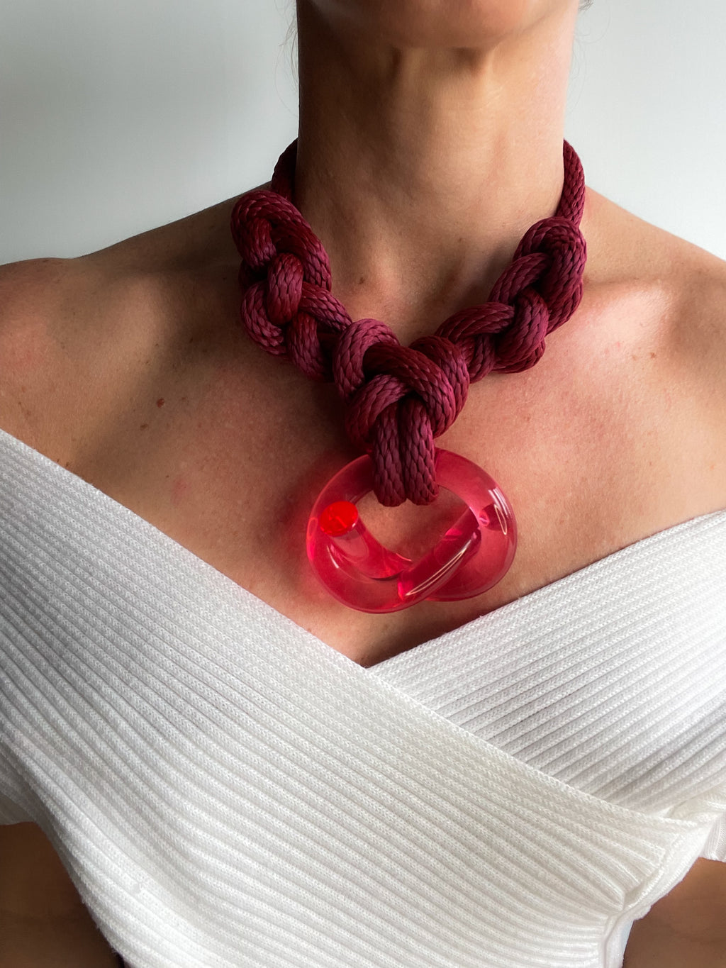 Capraia Burgundy Rose Necklace