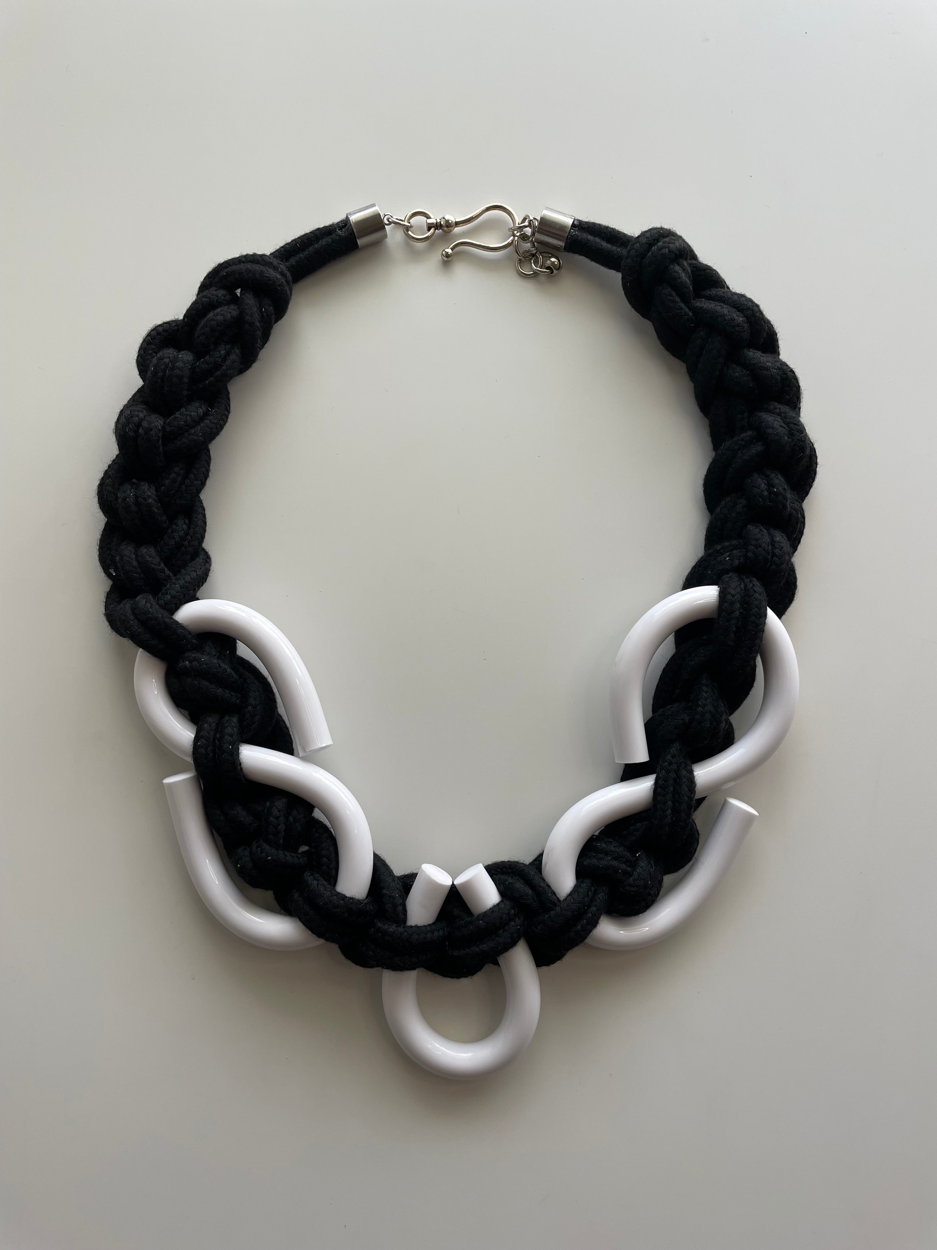 Capraia Black&White Necklace